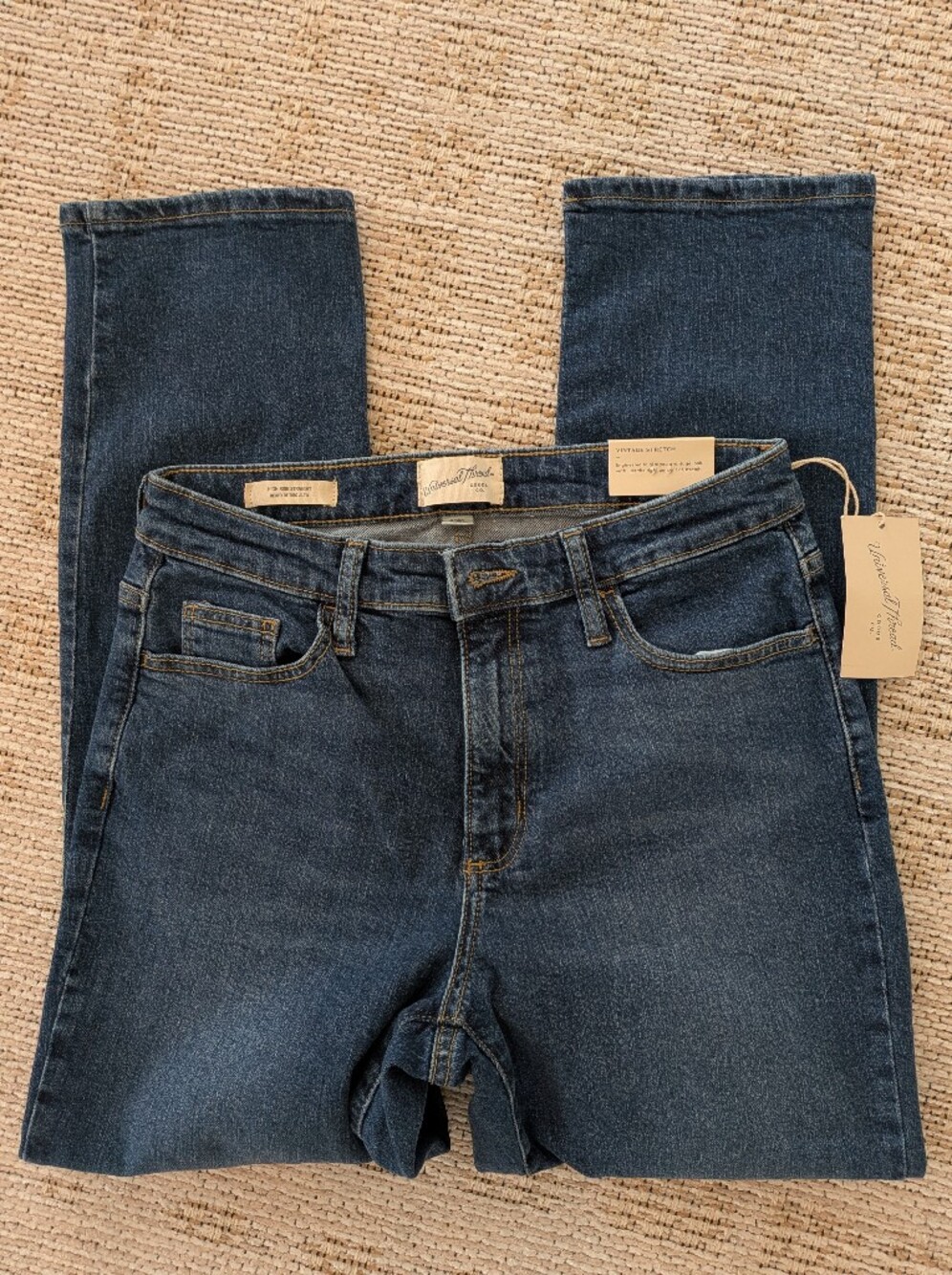 Universal Theead Women's High Rise Straight Blue Jeans Size 6